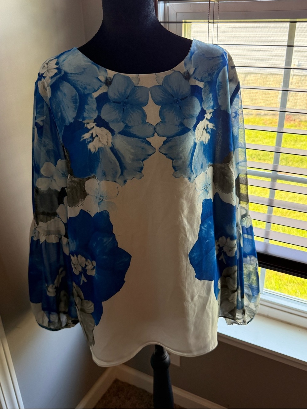 Calvin Klein Blue Floral Balloon Sleeve Blouse XL